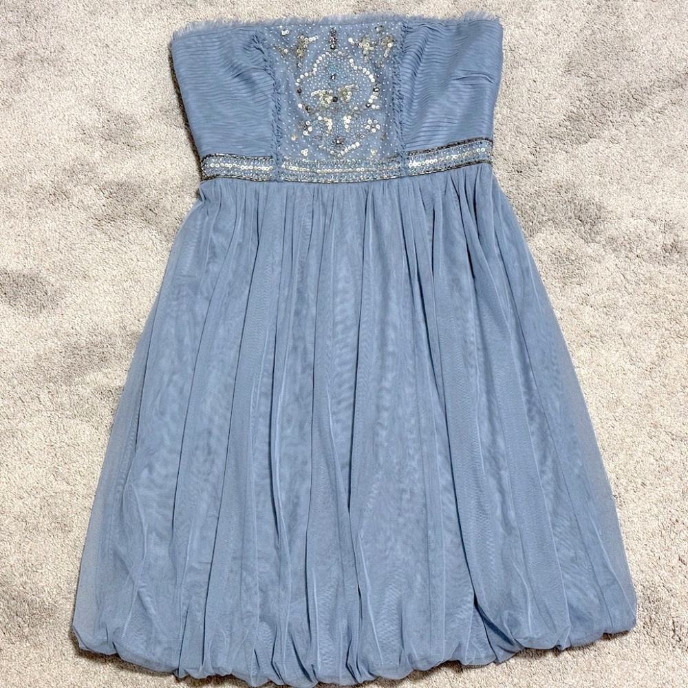 BCBG Max Azria Strapless Chiffon Cocktail Dress – Size 10 – Dusty Blue